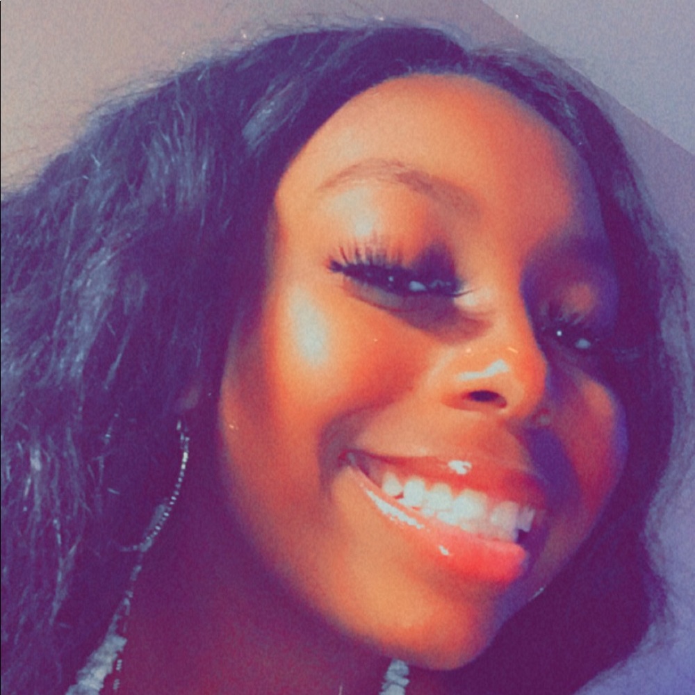 Meet your Posher, Bralynn